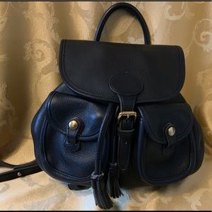 Dooney Drawstring Backpack U119